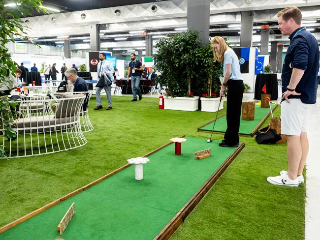 Noleggio e Affitto Mini Golf per Fiere ed Eventi Aziendali a Torino in Piemonte